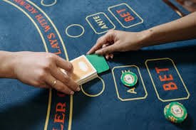 Studio dealer baccarat langsung juara88 dengan kamera multi-sudut